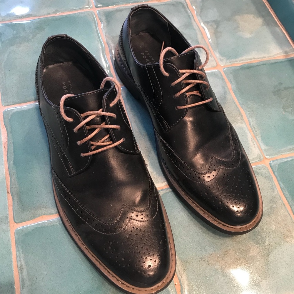 Perry Ellis black Dress Shoes - Wingtips